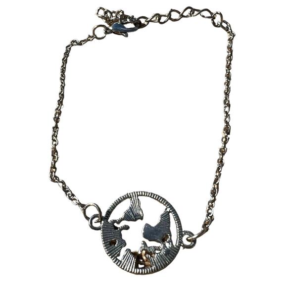 Map of the World Silver Chain Adjustable Bracelet Pre-Loved - Picture 1 of 3